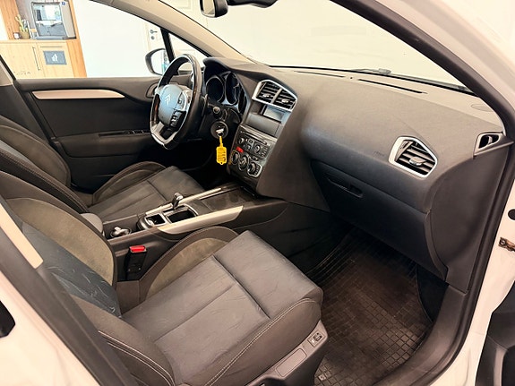 Citroen C4 13 of 23