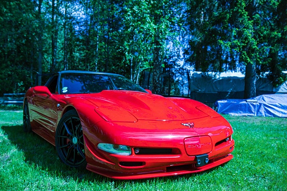 Chevrolet Corvette 3 of 5