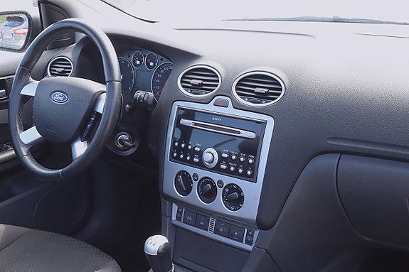 Ford Focus CC 10 of 14