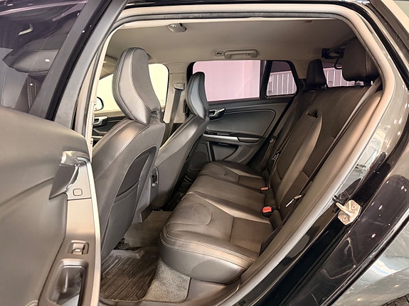 Volvo V60 9 of 25