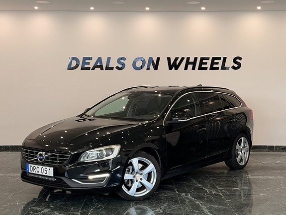 Volvo V60 2 of 5