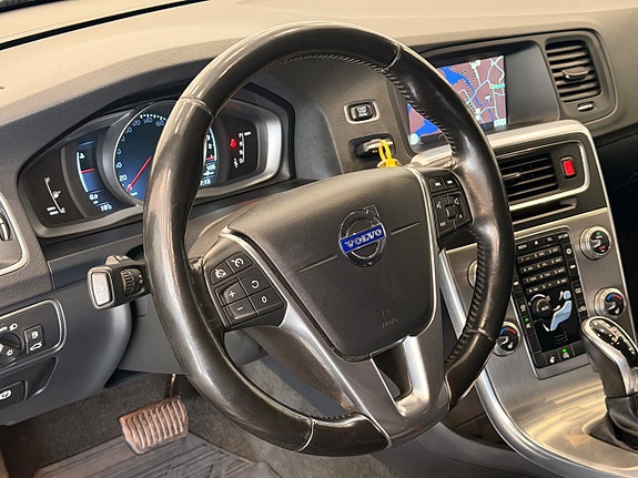 Volvo V60 18 of 25