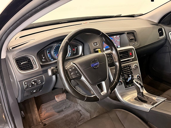 Volvo V60 17 of 25