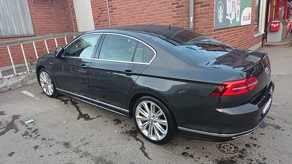 Volkswagen Passat 6 of 9