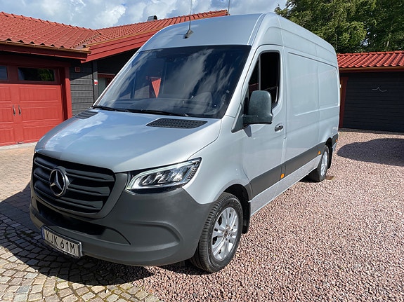 Mercedes-Benz Sprinter 316 2 of 5