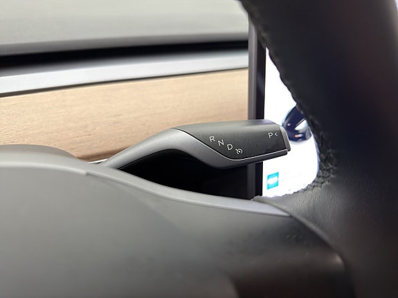 Tesla Model 3 16 of 30