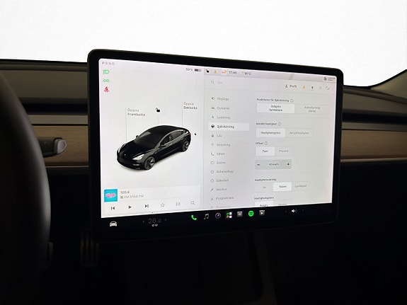 Tesla Model 3 22 of 30