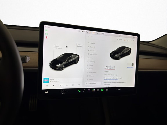 Tesla Model 3 25 of 30