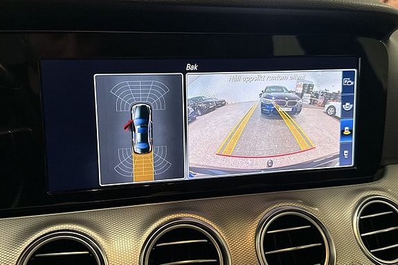 Mercedes-Benz E220 19 of 24