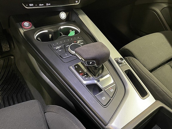 Audi A4 8 of 9