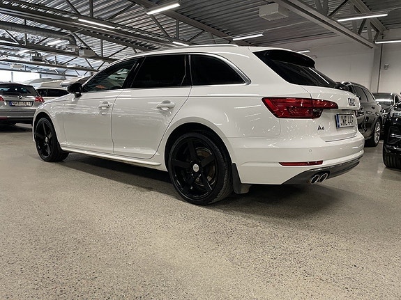 Audi A4 3 of 9