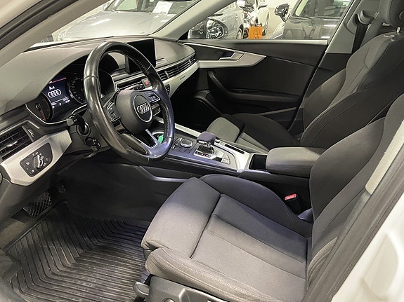 Audi A4 4 of 9