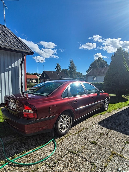 Volvo S80 2 of 2