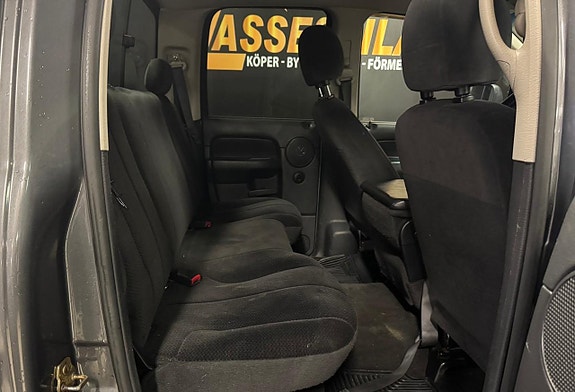Dodge RAM 1500 19 of 23