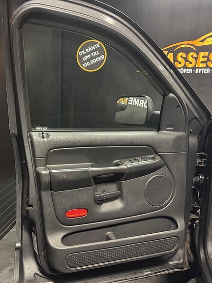 Dodge RAM 1500 15 of 23