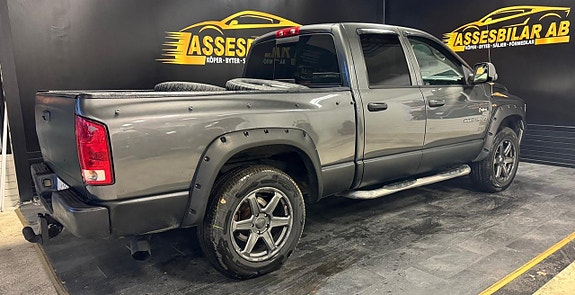 Dodge RAM 1500 12 of 23