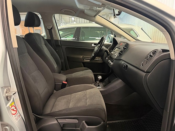 Volkswagen Golf Plus 19 of 24