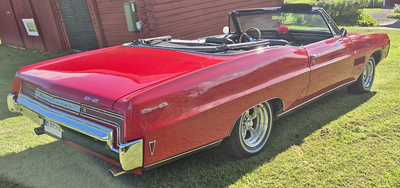 Pontiac Parisienne 4 of 4