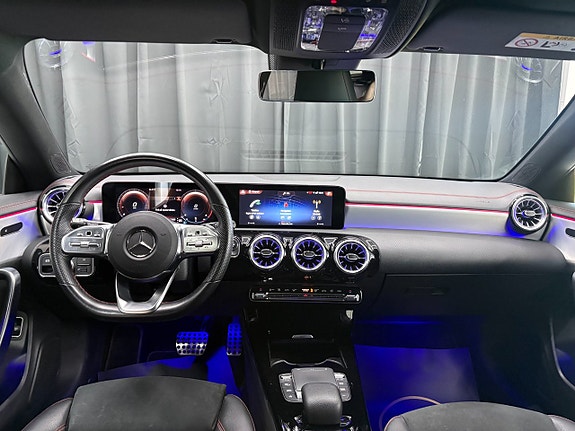 Mercedes-Benz CLA200 d 9 of 14
