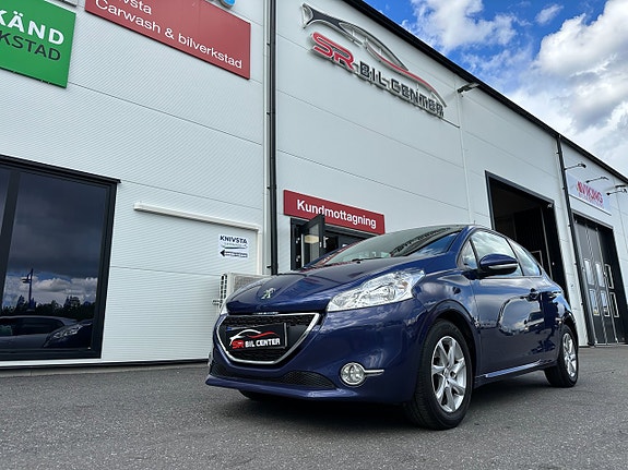 Peugeot 208 16 of 18