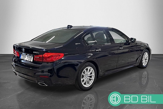 BMW 530e 4 of 5