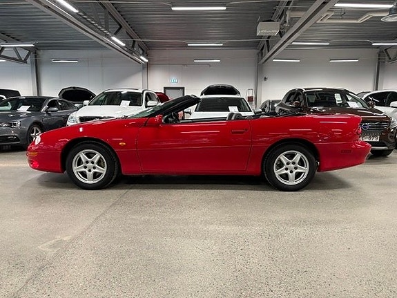 Chevrolet Camaro 9 of 11