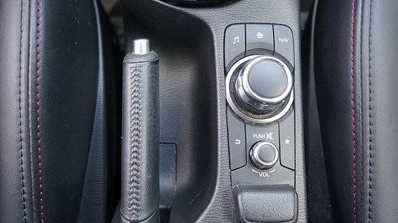 Mazda CX-3 13 of 27