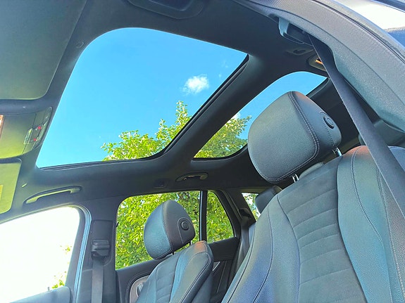 Mercedes-Benz E220 d 10 of 13