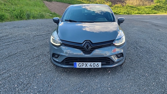 Renault Clio 3 of 6