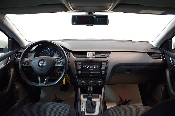 Skoda Octavia 17 of 23