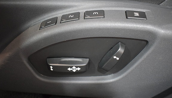 Volvo S60 16 of 26