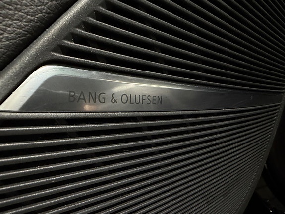 Audi Q8 9 of 18