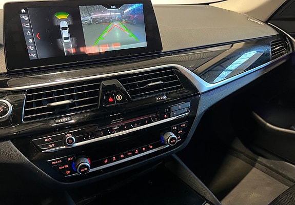 BMW 530e 11 of 18
