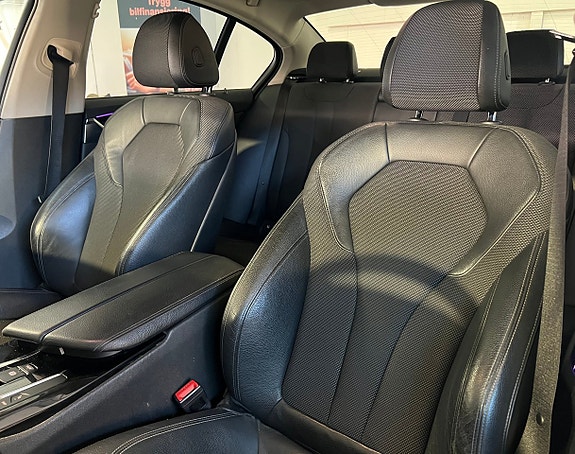 BMW 530e 15 of 18