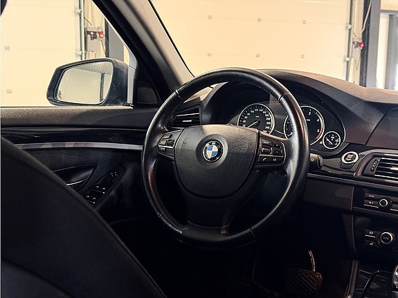 BMW 520 9 of 27