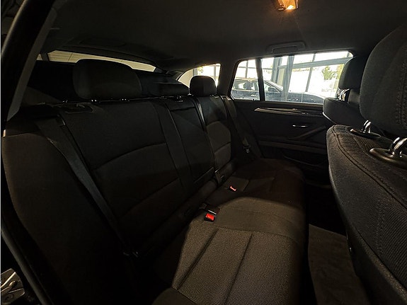 BMW 520 16 of 27