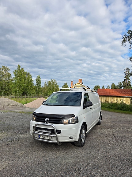 Volkswagen Transporter 3 of 5