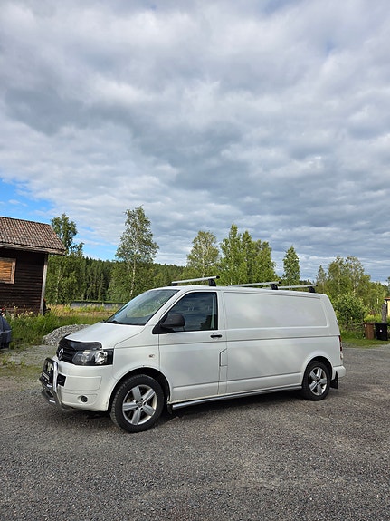 Volkswagen Transporter 2 of 5