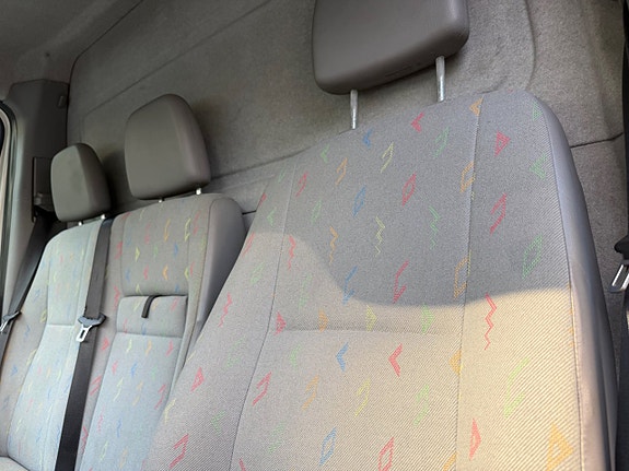 Volkswagen Crafter 6 of 9