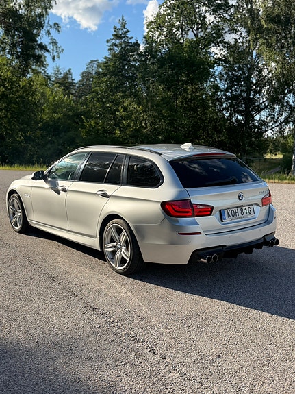 BMW 535d 3 of 5