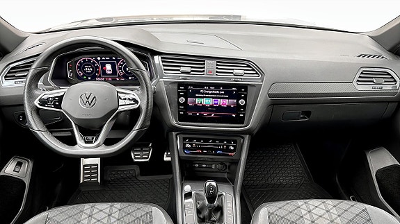 Volkswagen Tiguan Allspace 10 of 12