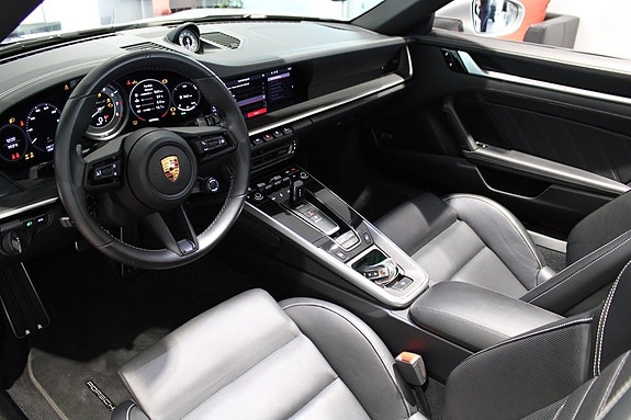 Porsche 911 Turbo S 12 of 24