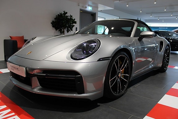 Porsche 911 Turbo S 5 of 5