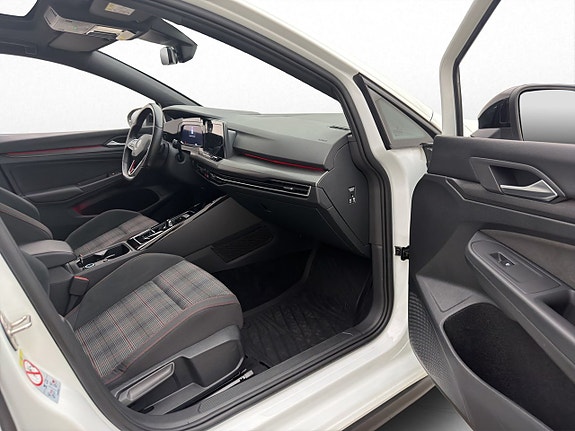 Volkswagen Golf I 26 of 30
