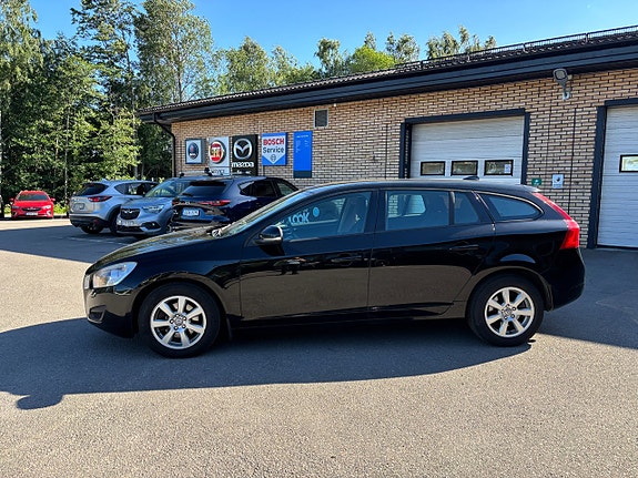 Volvo V60 3 of 5
