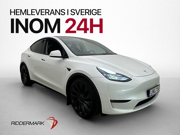 Tesla Model Y 4 of 5