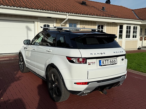 Land Rover Range Rover Evoque 4 of 8