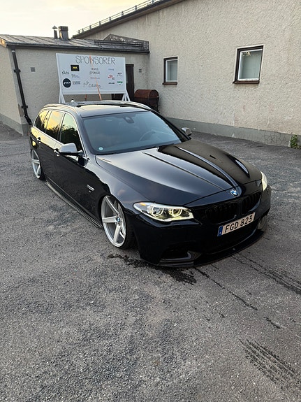 BMW M550d 2 of 5
