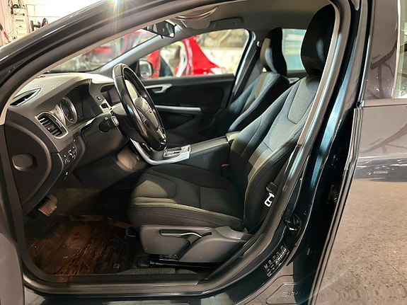 Volvo S60 6 of 14