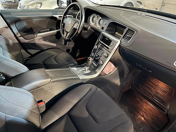 Volvo S60 13 of 14